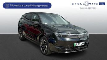 Vauxhall Grandland Electric 73kWh GS SUV 5dr Electric Auto (213 ps)