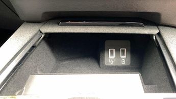 Vauxhall Grandland Electric 73kWh GS SUV 5dr Electric Auto (213 ps)