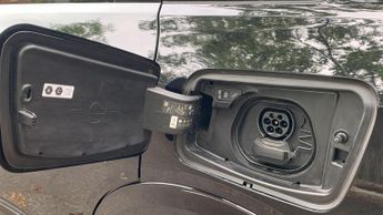 Vauxhall Grandland Electric 73kWh GS SUV 5dr Electric Auto (213 ps)