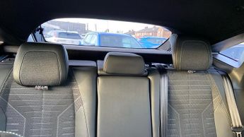 Peugeot 3008 SUV 1.2 GT SUV 5dr Petrol Hybrid e-DSC6 Euro 6 (s/s) (136 ps)