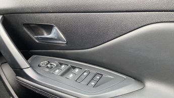 Peugeot 308 1.2 PureTech Allure Hatchback 5dr Petrol EAT Euro 6 (s/s) (130 p