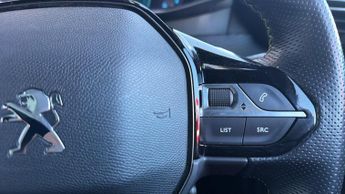 Peugeot 2008 50kWh GT SUV 5dr Electric Auto (136 ps)