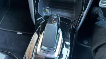 Peugeot 2008 50kWh GT SUV 5dr Electric Auto (136 ps)