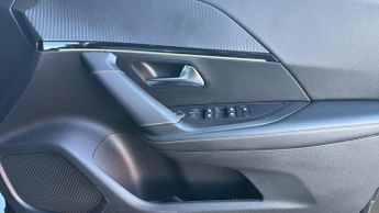 Peugeot 2008 50kWh GT SUV 5dr Electric Auto (136 ps)