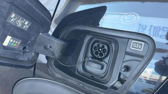 Peugeot 2008 50kWh GT SUV 5dr Electric Auto (136 ps)