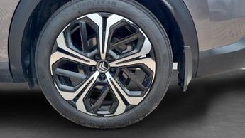 Citroen C5 X 1.2 PureTech Shine Hatchback 5dr Petrol EAT8 Euro 6 (s/s) (130 p