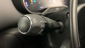 Citroen C5 Aircross 1.2 PureTech MHEV Shine SUV 5dr Petrol Hybrid e-DSC Euro 6 (s/s)