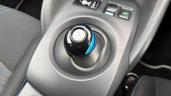 Nissan Leaf 39kWh Acenta Hatchback 5dr Electric Auto (150 ps)