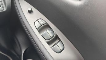 Nissan Leaf 39kWh Acenta Hatchback 5dr Electric Auto (150 ps)