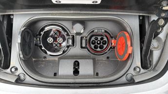 Nissan Leaf 39kWh Acenta Hatchback 5dr Electric Auto (150 ps)