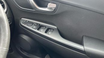 Hyundai Kona 1.6 h-GDi Premium SUV 5dr Petrol Hybrid DCT Euro 6 (s/s) (141 ps