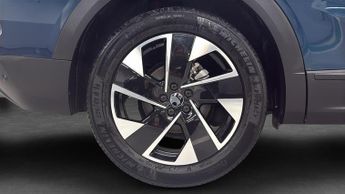 Vauxhall Grandland 1.2 GS SUV 5dr Petrol Hybrid e-DCT Euro 6 (s/s) (136 ps)