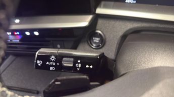 Vauxhall Grandland 1.2 GS SUV 5dr Petrol Hybrid e-DCT Euro 6 (s/s) (136 ps)
