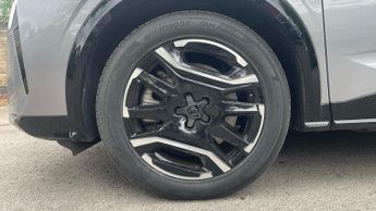 Peugeot 3008 73kWh GT SUV 5dr Electric Auto (210 ps)