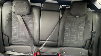 Peugeot 3008 73kWh GT SUV 5dr Electric Auto (210 ps)