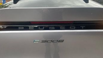 Peugeot 3008 73kWh GT SUV 5dr Electric Auto (210 ps)