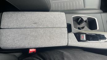 Peugeot 3008 73kWh GT SUV 5dr Electric Auto (210 ps)