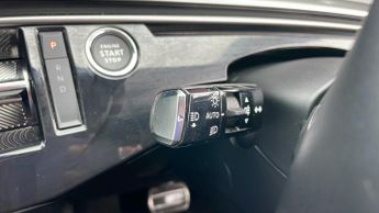 Peugeot 3008 73kWh Allure SUV 5dr Electric Auto (210 ps)