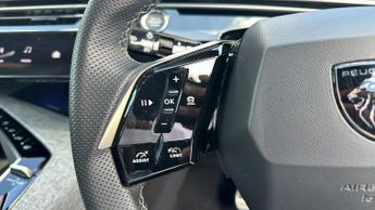 Peugeot 5008 73kWh GT SUV 5dr Electric Auto (210 ps)