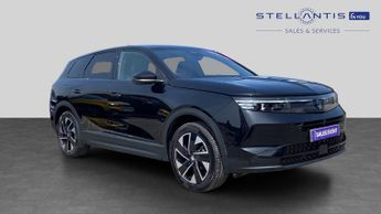 Vauxhall Grandland 1.2 Ultimate SUV 5dr Petrol Hybrid e-DCT Euro 6 (s/s) (136 ps)