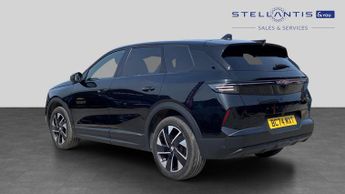 Vauxhall Grandland 1.2 Ultimate SUV 5dr Petrol Hybrid e-DCT Euro 6 (s/s) (136 ps)
