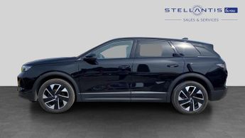Vauxhall Grandland 1.2 Ultimate SUV 5dr Petrol Hybrid e-DCT Euro 6 (s/s) (136 ps)