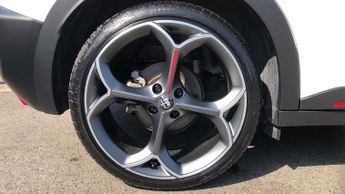 Alfa Romeo Junior 54kWh Elettrica Veloce SUV 5dr Electric Auto (280 ps)