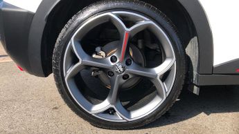 Alfa Romeo Junior 54kWh Elettrica Veloce SUV 5dr Electric Auto (280 ps)
