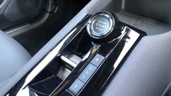Alfa Romeo Junior 54kWh Elettrica Veloce SUV 5dr Electric Auto (280 ps)