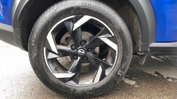 Nissan Juke 1.0 DIG-T N-Connecta SUV 5dr Petrol DCT Auto Euro 6 (s/s) (114 p