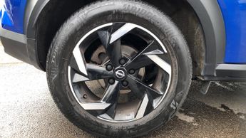 Nissan Juke 1.0 DIG-T N-Connecta SUV 5dr Petrol DCT Auto Euro 6 (s/s) (114 p