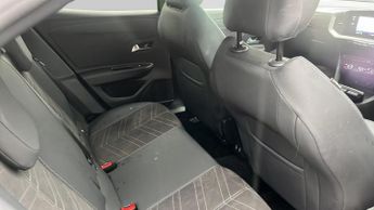 Vauxhall Mokka Electric 50kWh Ultimate SUV 5dr Electric Auto (136 ps)