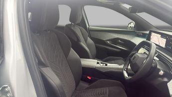 Peugeot 3008 73kWh GT SUV 5dr Electric Auto (210 ps)