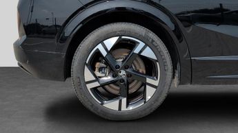 Vauxhall Grandland Electric 73kWh Ultimate SUV 5dr Electric Auto (213 ps)
