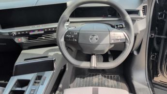 Vauxhall Grandland Electric 73kWh Ultimate SUV 5dr Electric Auto (213 ps)