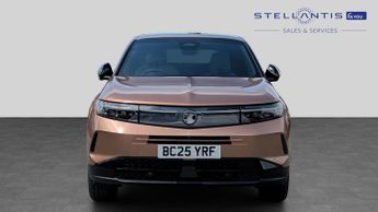 Vauxhall Grandland 1.2 Ultimate SUV 5dr Petrol Hybrid e-DCT Euro 6 (s/s) (145 ps)