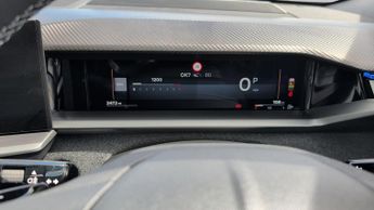 Vauxhall Grandland 1.2 Ultimate SUV 5dr Petrol Hybrid e-DCT Euro 6 (s/s) (145 ps)