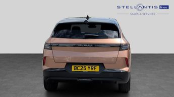 Vauxhall Grandland 1.2 Ultimate SUV 5dr Petrol Hybrid e-DCT Euro 6 (s/s) (145 ps)