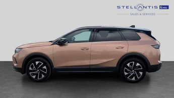 Vauxhall Grandland 1.2 Ultimate SUV 5dr Petrol Hybrid e-DCT Euro 6 (s/s) (145 ps)