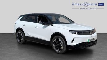 Vauxhall Grandland 73kWh Ultimate SUV 5dr Electric Auto (213 ps)