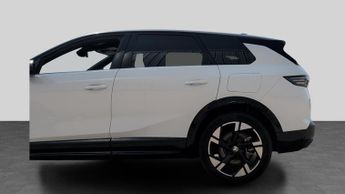 Vauxhall Grandland Electric 73kWh Ultimate SUV 5dr Electric Auto (213 ps)