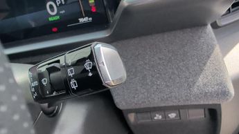Vauxhall Grandland Electric 73kWh Ultimate SUV 5dr Electric Auto (213 ps)
