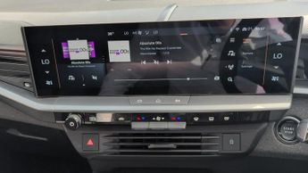 Vauxhall Grandland Electric 73kWh Ultimate SUV 5dr Electric Auto (213 ps)