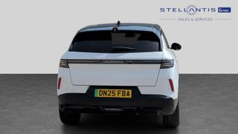 Vauxhall Grandland Electric 73kWh Ultimate SUV 5dr Electric Auto (213 ps)