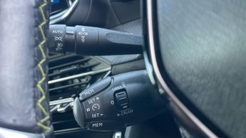 Peugeot 2008 50kWh GT SUV 5dr Electric Auto (136 ps)