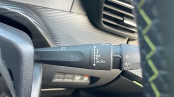 Peugeot 2008 50kWh GT SUV 5dr Electric Auto (136 ps)