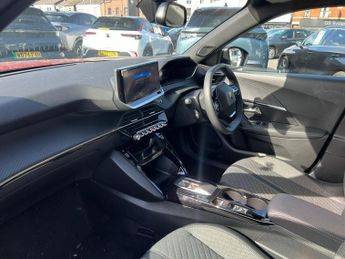 Peugeot 2008 50kWh Allure SUV 5dr Electric Auto (7kW Charger) (136 ps)
