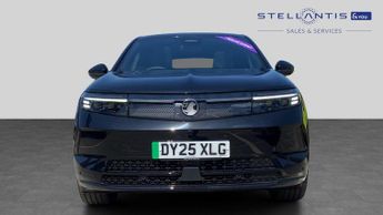 Vauxhall Grandland Electric 73kWh Ultimate SUV 5dr Electric Auto (213 ps)