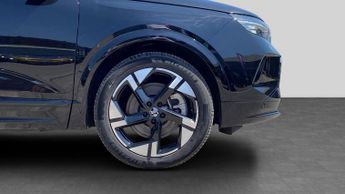 Vauxhall Grandland Electric 73kWh Ultimate SUV 5dr Electric Auto (213 ps)