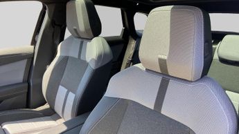 Vauxhall Grandland Electric 73kWh Ultimate SUV 5dr Electric Auto (213 ps)